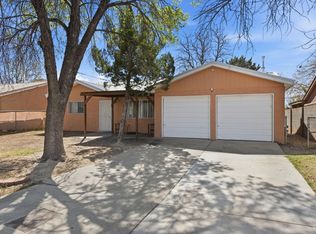 2716 Apple Valley Ave SW, Albuquerque, NM 87105