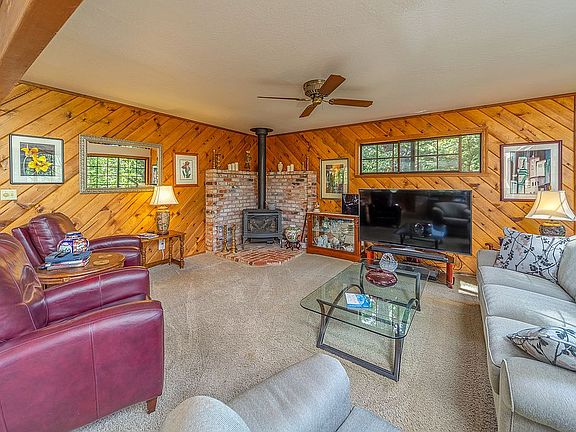 4th image of 3842 Lakemont Dr