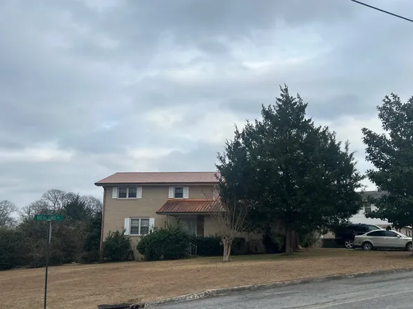 420 Hedlund Dr, Warner Robins, GA 31088