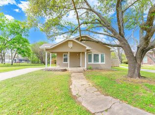 914 Prairie Ave, Cleburne, TX 76033