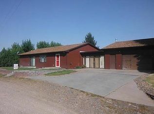 15 Albee's 2nd, Lewellen, NE 69147