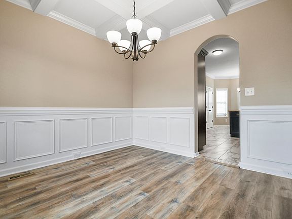4th image of 312 Winter Terrace Ln