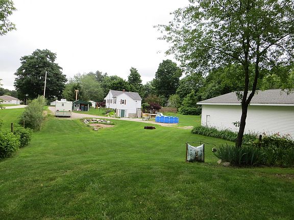 4th image of 10447 8th Ave
