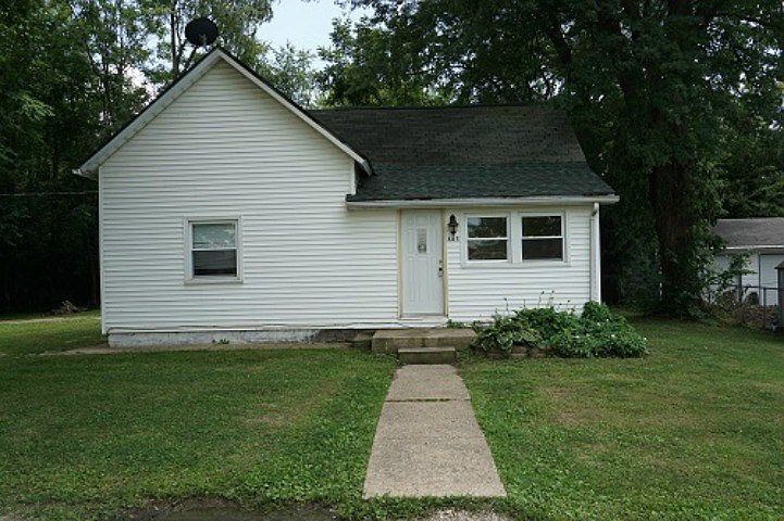 1st image of 605 E 4th St