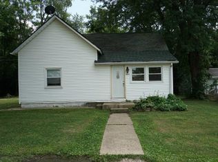 605 E 4th St, Glasford, IL 61533