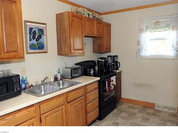 3rd image of 8818 Northgate Dr