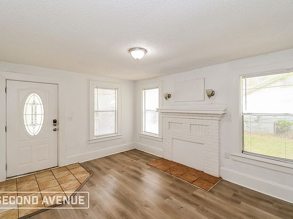 3rd image of 2911 W 16th St