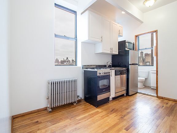 3rd image of 176 W Houston St APT 19