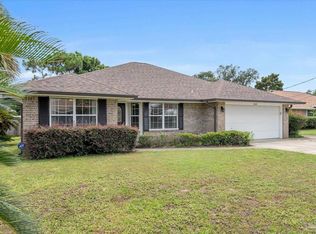 7613 Marthas Way, Navarre, FL 32566