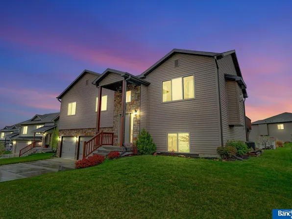 6500 Grays Peak Dr, Lincoln, NE 68521