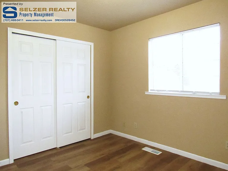 11 Olga Pl — Photo 8