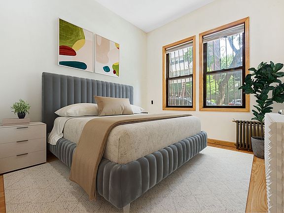 5th image of 542 E 82nd St APT 1A