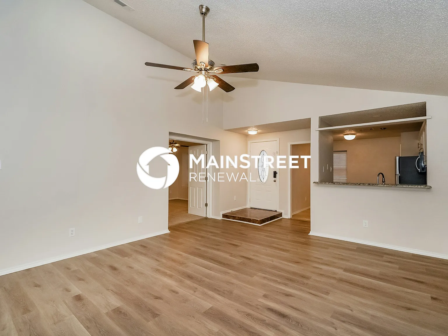 1334 Cedar Ridge Dr — Photo 2