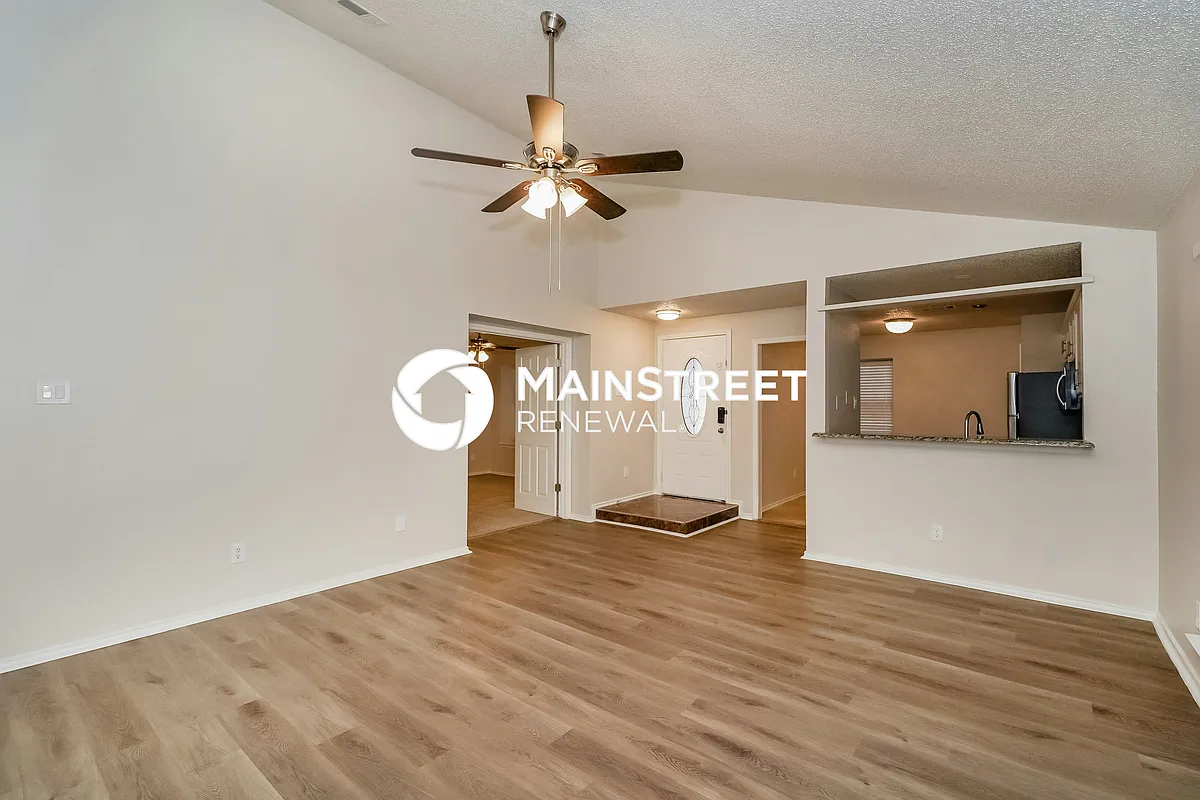 Living Room - 1334 Cedar Ridge Dr