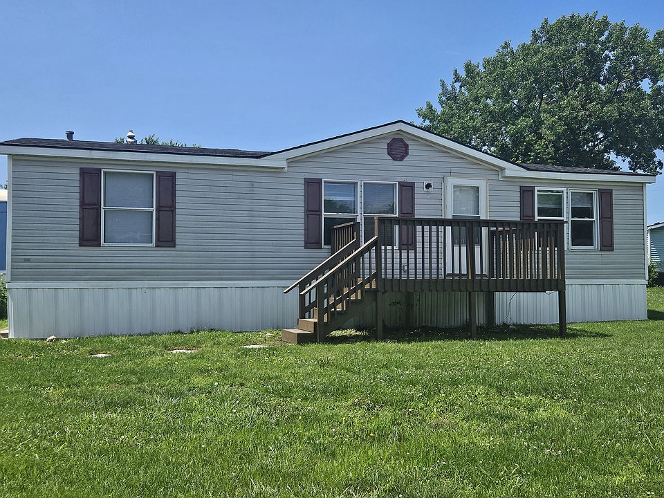 1st image of 11914 N Illinois Ave #242