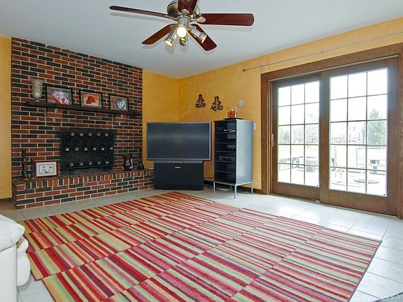 5th image of 3N401 Ponderosa Dr