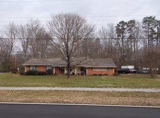 622 Gum Branch Rd, Charlotte, NC 28214