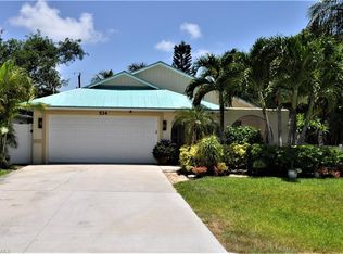 534 110th Ave N, Naples, FL 34108