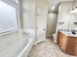5215 Northview Dr, Wichita Falls, TX 76306