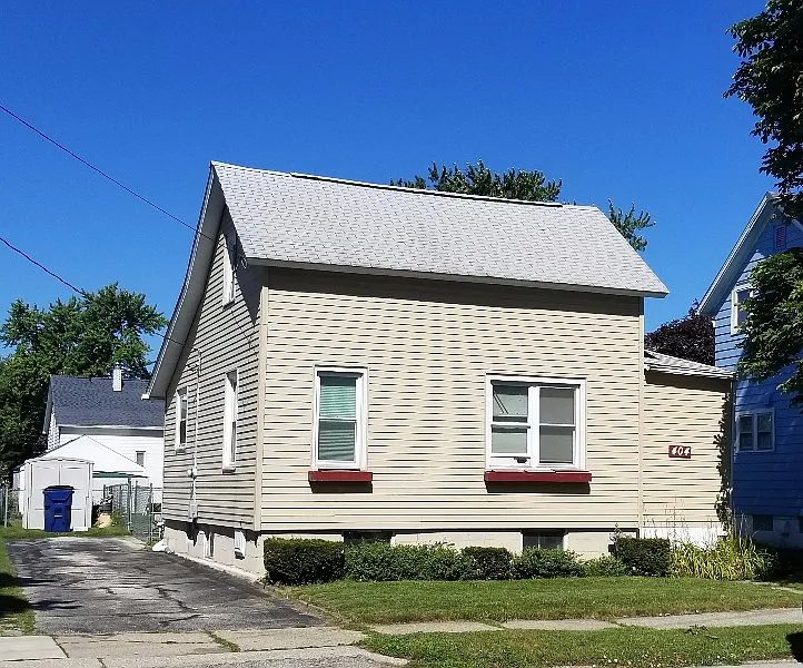 404 S Johnson St photo 1