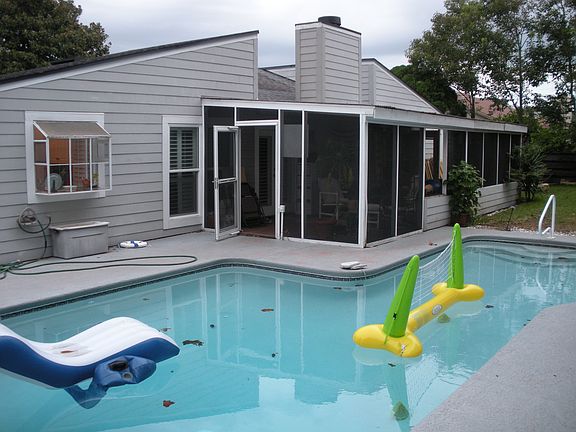 2nd image of 1861 Sea Oats Dr