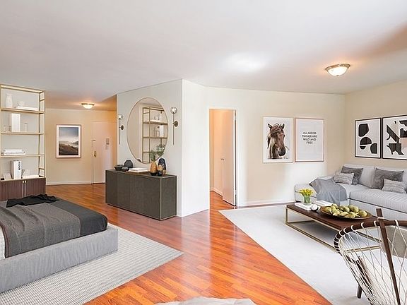 4th image of 10460 Queens Blvd #11M