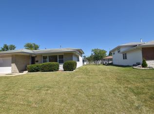 16811 Wausau Ct, South Holland, IL 60473