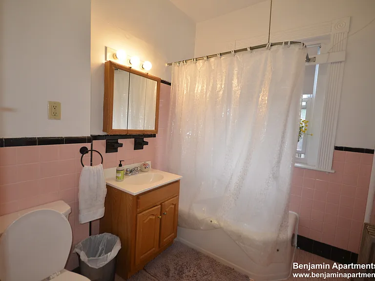 1595 Beacon St #31 — Photo 19