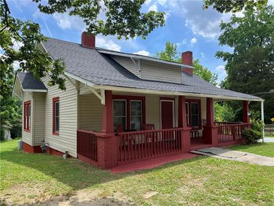 1100 Anderson Pl, High Point, NC, 27260