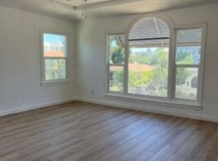 1821 S Highland Ave #1821, Los Angeles, CA 90019