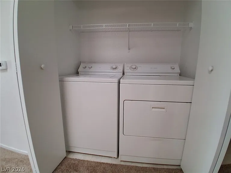 7802 Kings Cove Ct — Photo 9