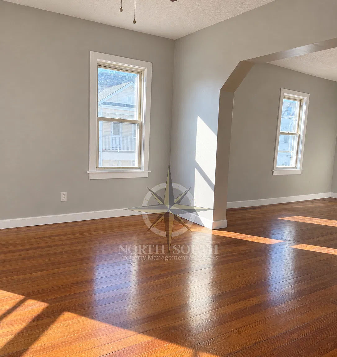 325 Davis Street New Bedford - 2nd FL — Photo 2