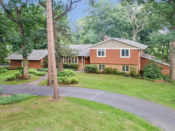 10055 Hadley Ave N, White Bear Lake, MN 55110