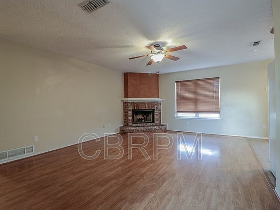 2nd image of 801 Ironton Dr