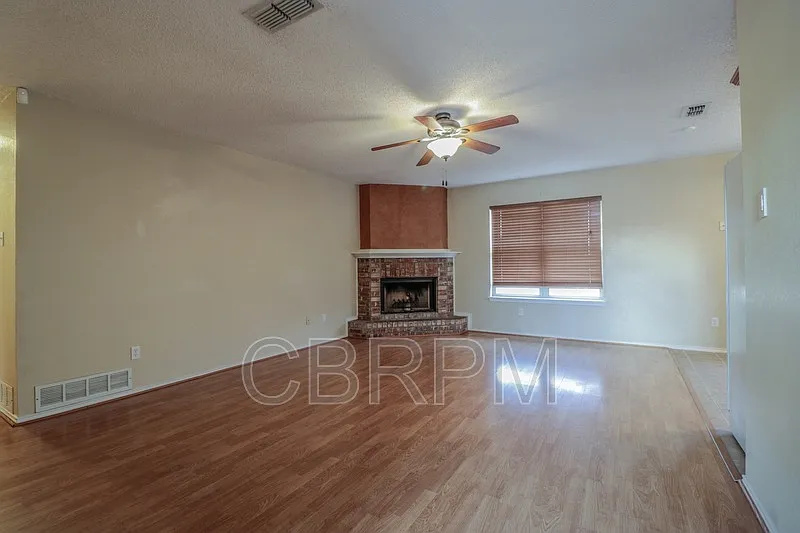 Building Photo - 801 Ironton Dr