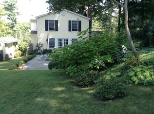 131 Cove Rd, Oyster Bay, NY 11771