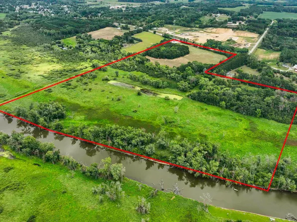 N5721 County Road T, Princeton, WI 54968