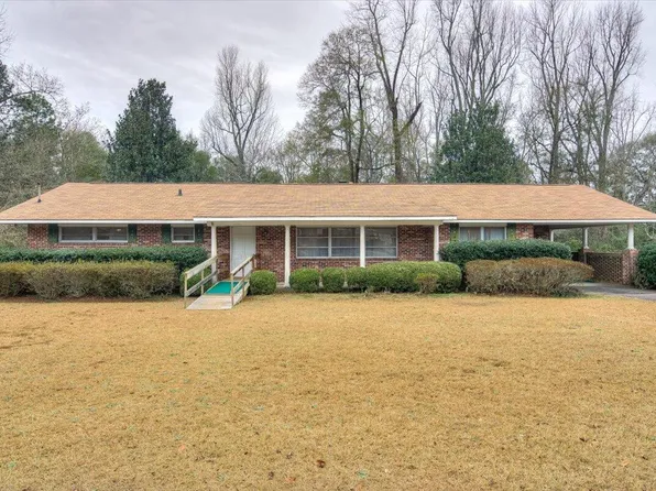 595 Woodland Dr, Williston, SC 29853