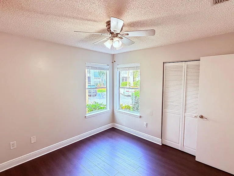 712 Secret Harbor Ln #100 — Photo 21