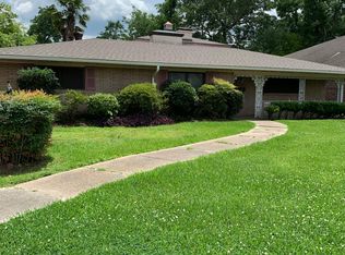 333 Pecan St #333, Sulphur, LA 70663