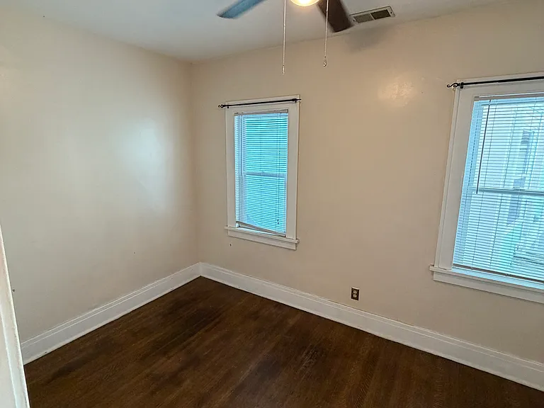 432 Porter Ave #2 — Photo 8