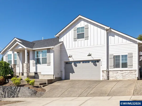 713 Eagle Scout St NW, Salem, OR 97304