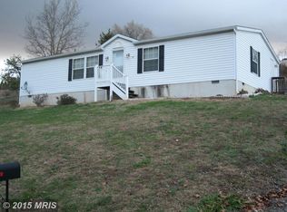 191 Counterfeit Way, Bunker Hill, WV 25413