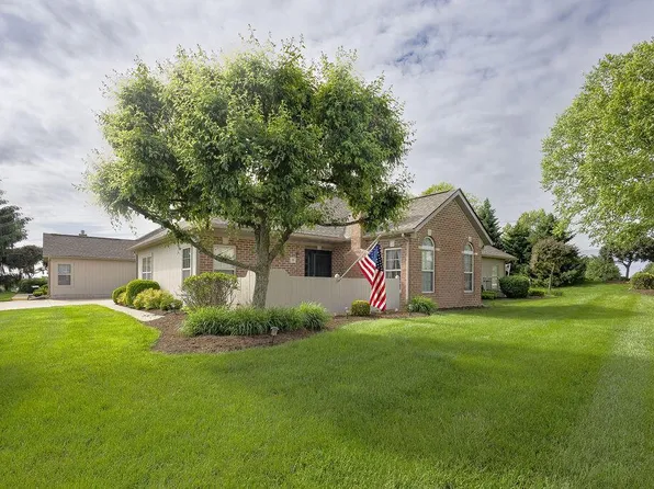 6 Woodberry Dr, Mount Vernon, OH 43050