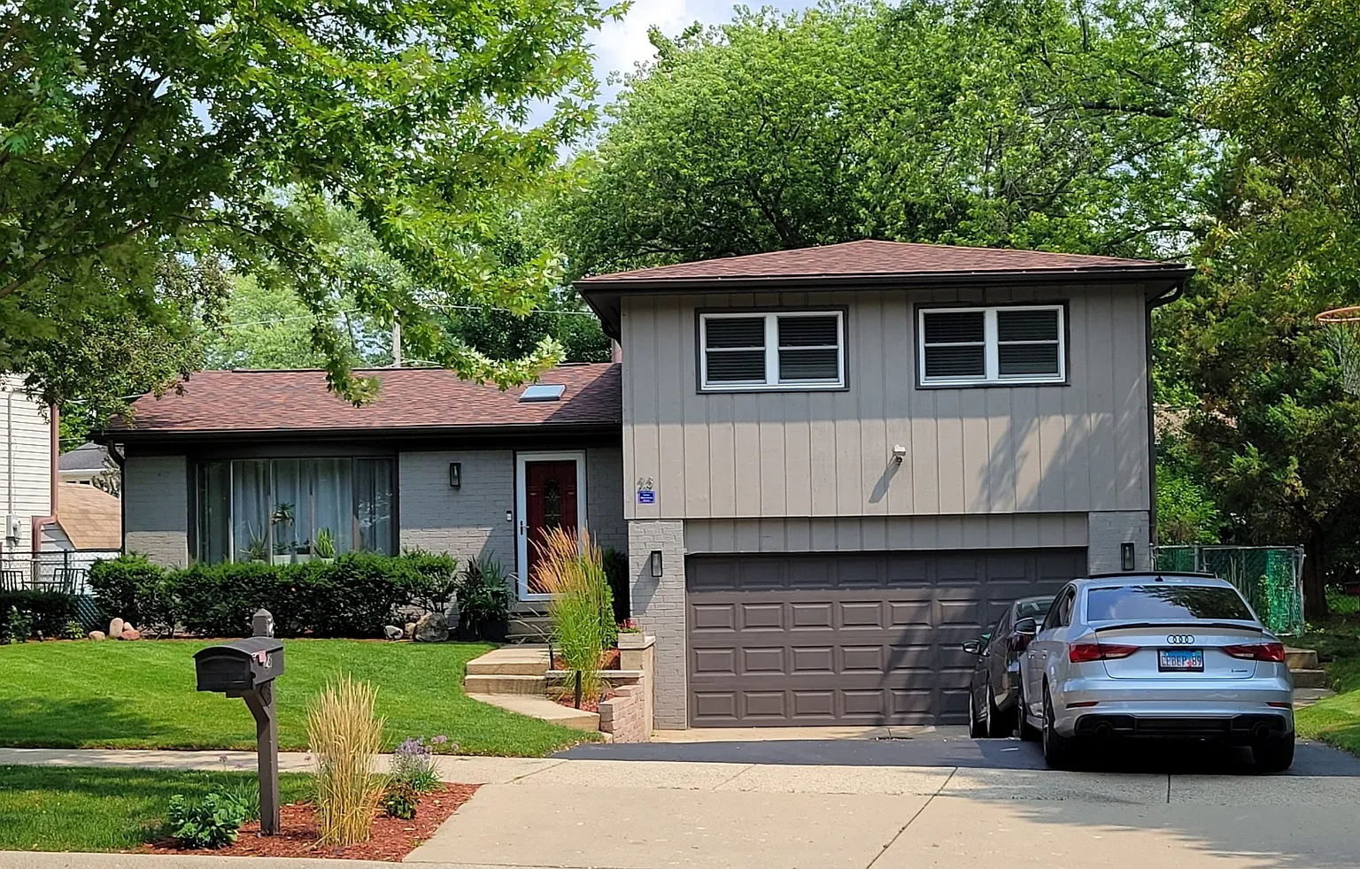 23 Chevy Chase Dr photo 1