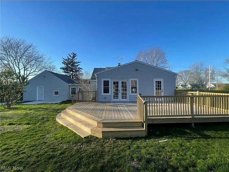 33381 Detroit Rd — Photo 2