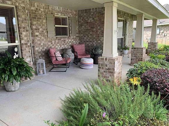 Spacious front porch