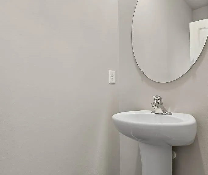 1441 SW Fielder Pl — Photo 6
