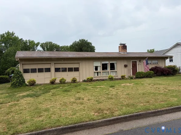 703 Compton Rd, Colonial Heights, VA 23834