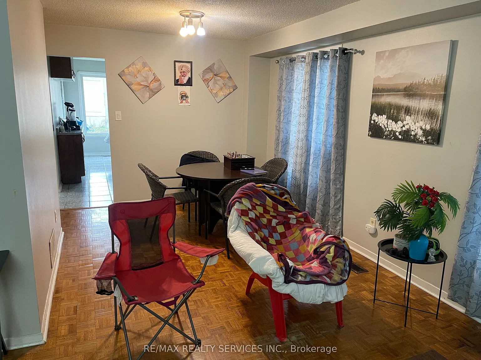 4 bed, $2,650 — Photo 3